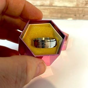 Spinning dolphin ring for men